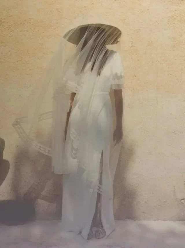 INSPIRATION ➕ A study in understated elegance, the Leiria gown by @lauredesagazan, found only at The Mews. #themewsloves
