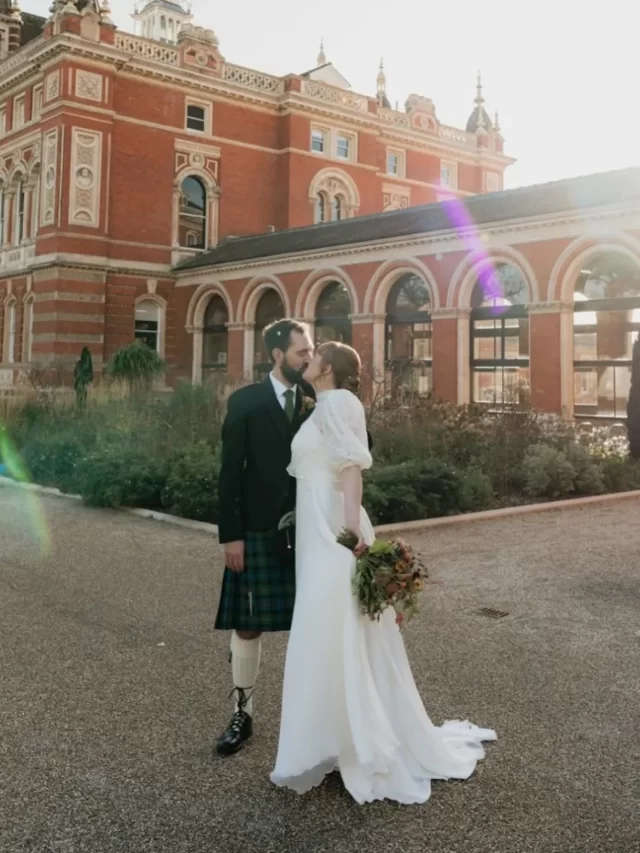 MEWS BRIDE ➕ When Megan chose her dress at The Mews, she envisioned a look that captured her unique blend of elegance and modern romance - a gown that would make her feel effortlessly herself on the most unforgettable day of her life. . .  Book your appointment now to find your dream dress! #themewsbrides 

Photo @joasis_photography 

#BridalStyle 
#ModernBrideInspiration 
#BridalInspo 
#ElegantBride 
#LuxuryWeddingInspo 
#WeddingDressGoals 
#RomanticWeddingStyle 
#TimelessBride 
#LuxuryWeddingLook 
#BridalEditorial 
#QuietLuxuryBride