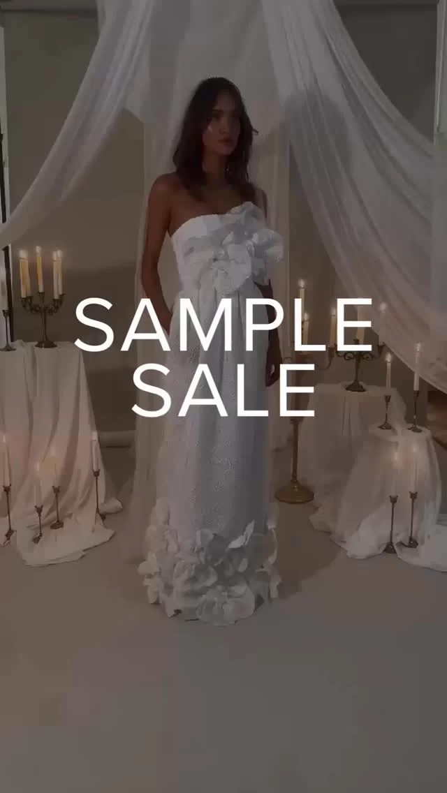 Sample sale ➕ French dresses you won't find anywhere else.
23rd February - 8th March. 

All samples are now £1,000 and under.

High-fashion pieces, limited, exclusive, unrepeatable. 

🚨 Limited appointments available - run don't walk! 🚨 Email us to book an appointment ✉️ nottinghill@themewsbridal.com
